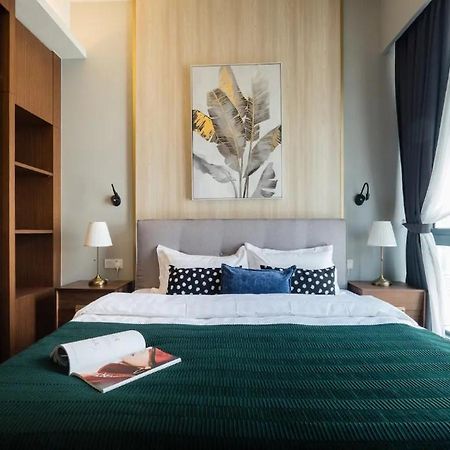 Tribeca 2Bedroom 3Min Walk To Bukit Bintang 2 Rooftop Pool Куала Лумпур Екстериор снимка